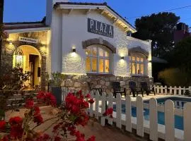 Apart Hosteria Plaza-La Cumbre