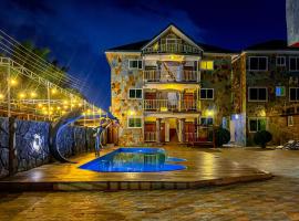 Italian Boy Hotel, hotel v destinaci Accra