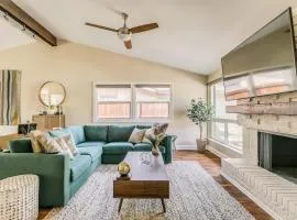 4BD-3BA Chic Timeless Elegance - 15 Mins to DT