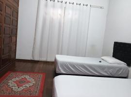 Hotel luxus d cor, ξενοδοχείο σε Porto Ferreira