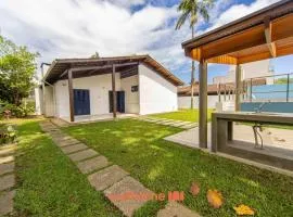 Casa térrea em Juquehy a 400m da praia