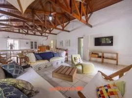 Casa térrea em Juquehy a 400m da praia