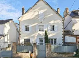 3 Bedroom Nice Apartment In Carnac