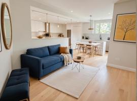 Modern 4 & 5 BR Townhomes Minutes from Downtown LA, hotel in Los Angeles