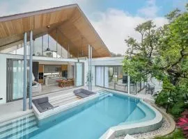 Botanica Aroon Luxury Pool Villa 3 BR Lagoona Bangtao beach