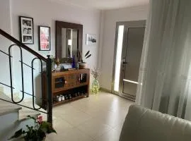 Casa Familiar Malvasía