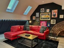 The Foundry by The Hive WA1 Funky Spacious 1 Bed King Apartment