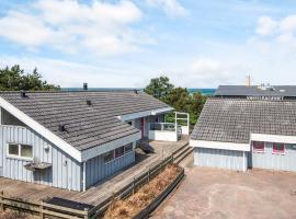 8 person holiday home in Glesborg, hotel in Fjellerup