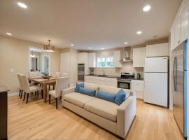 Modern 4 & 5 BR Townhomes Minutes from Downtown LA，位于洛杉矶的公寓式酒店