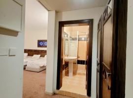 نزل الزائر 2, hotel in Al Madinah