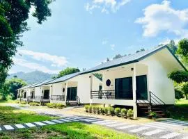 Khaosok River Hills Resort