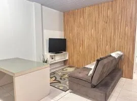 Casa com 02 Quartos em Balneário Camboriú