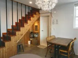 Gangneung Pilgrim Guesthouse n Pension