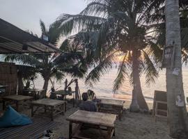 Sleepy beach bungalows โรงแรมในบ้านหินกอง
