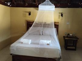 Hotel Aldea Cruzo'ob, hotel in Felipe Carrillo Puerto