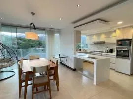 Beautiful new apartment with pool