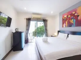 Baan Yuyen Karon Guesthouse