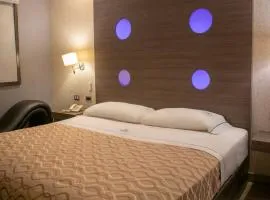 Hotel Muy Cdmx, Hotel Romántico