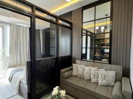 Cozy Sunset Condo Thompson Stay、マニラのホテル