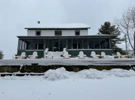 Prelaunch Deal - Farmhouse Retreat Now Booking!