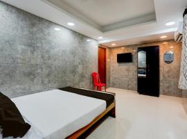 Collection O Karumariamman Temple Thiruverkadu Formerly Sridevi Residency, hotel in Chennai