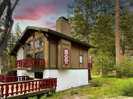 3390 Pine Hill Road home, hotel in Stateline