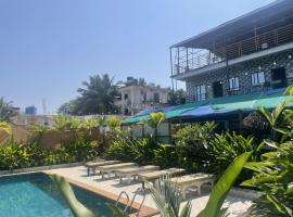 12 Monks - Backpacker Resort, hostel v destin&aacute;cii Arambol