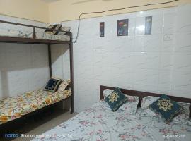 Bed And Breakfast At Pushpanjali Phase 2 ,Ovale ,Ghodbunder Road Thane West, hotel Thánában