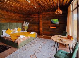 Pik Talgar Eco Village, hotell i Talghar