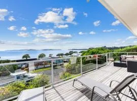 Panui Views - Snells Beach Holiday Home
