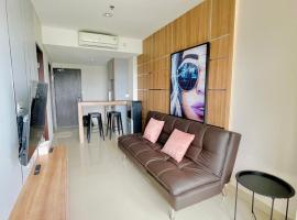 Apartemen Patraland Amarta Yogyakarta, hotel v destinaci Kejayan