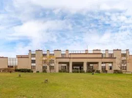 Clarion Hotel & Conference Center Lansing West