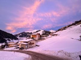 Klarelia Haus, Hotel in Tux