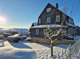 Ferienhaus Familien-Idyll Bibertalblick, hotel a Masserberg
