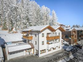 Chalet Milandora, hotel in La Villa