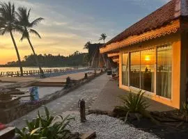 Best Seller Beach Villa Full View At Kohchang Resort