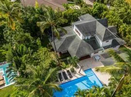Tropical Villa in Playa Bonita in Pasos Del Mar