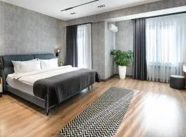 City Deluxe Apartments