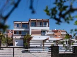 2 Bedroom Cozy Apartment In Vodice