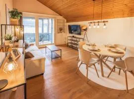 Surfers Lodge with Beach, near Interlaken