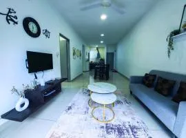 Palas Horizon Entire House, Hill view Near Kea Farm Market