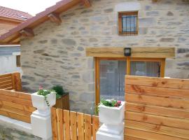 Chant De La Fontaine - La Bruyere, отель в городе Saint-Laurent-les-Bains