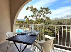 Studio ensoleillé à Saint-Florent avec piscine