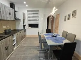 Jasmin's House, 3 bedrooms, 2 bathrooms