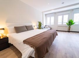 Rental Room PZ100, lejlighedshotel i Valladolid