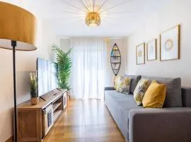 Balcón, luminoso, casco viejo, junto al ayuntamiento