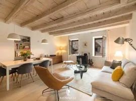 Stylish triplex gem in historic pedestrian center