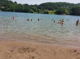 Panorama Borsko jezero, ξενοδοχείο σε Beljevina