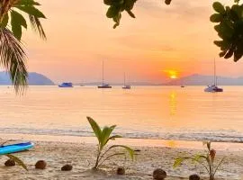 NEW Beach Bungalow with sunset view