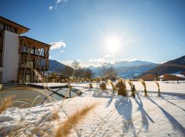 Hotel Garberhof, hotel em Malles Venosta